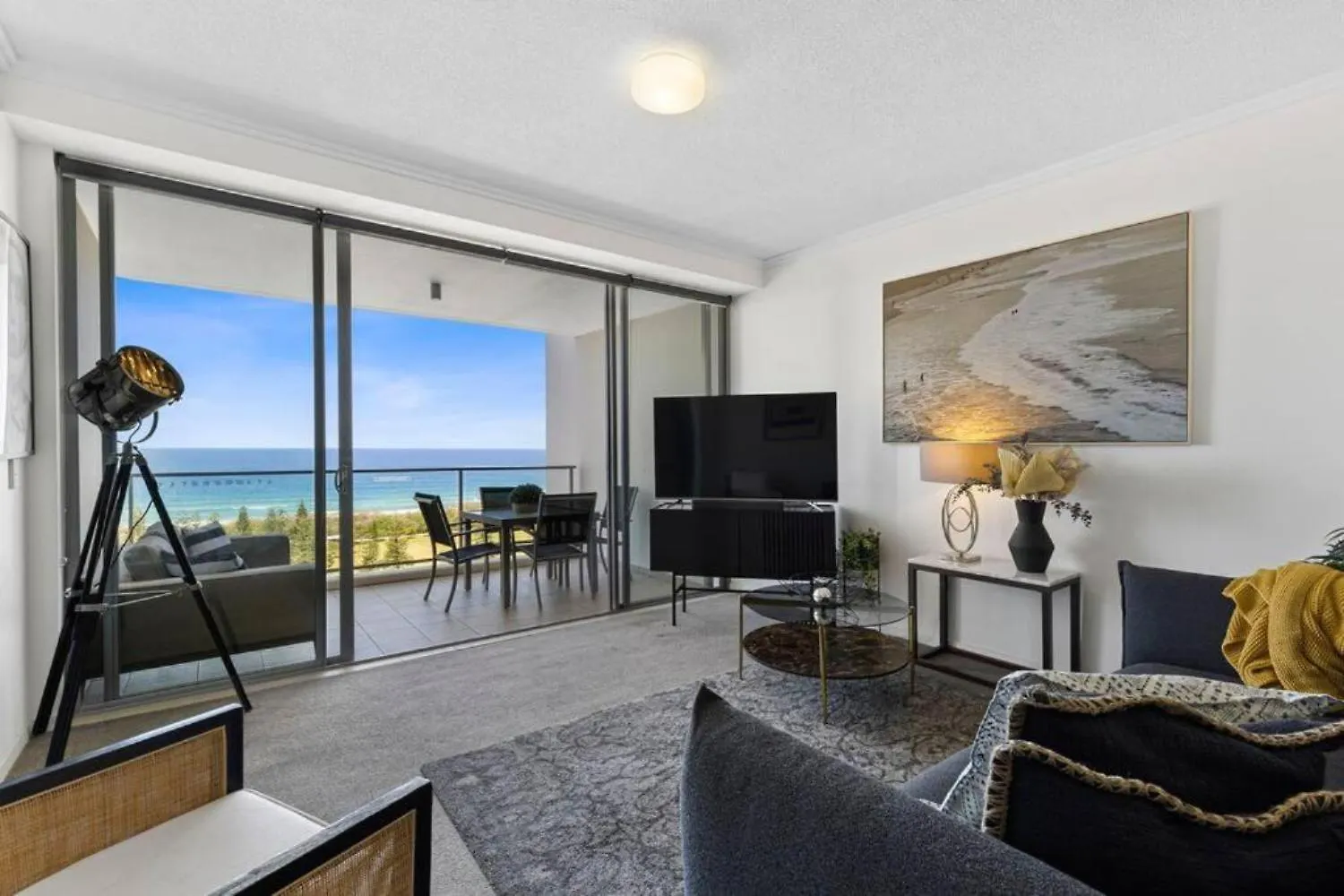 Beachfront Ocean Oasis Escape Gold Coast Apartament